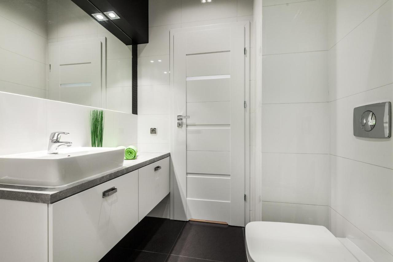 Black&white Apartment