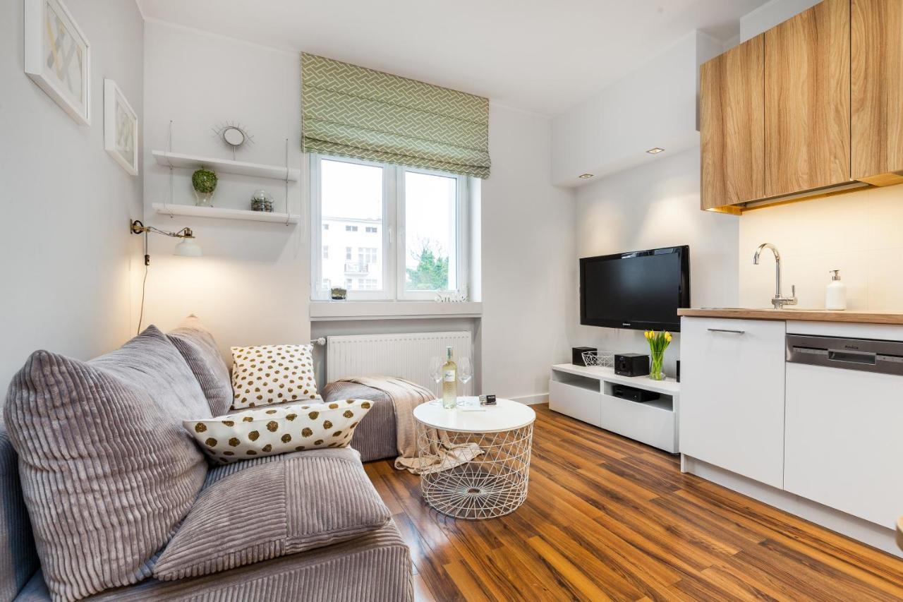 Black&white Apartment